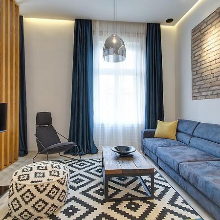 Luxury Apartment By Hi5 -Andrassy Suite Budapest Luaran gambar